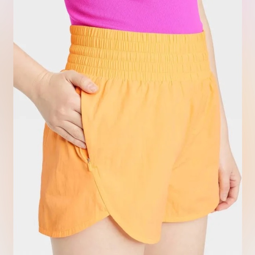 All in Motion Women's High-Rise Flex Shorts 3" in Organge Size S - Picture 2 of 10